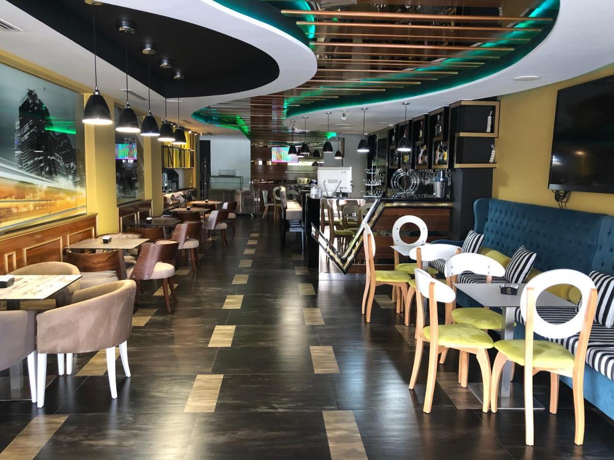 New W Hotel Tiranë Luaran gambar