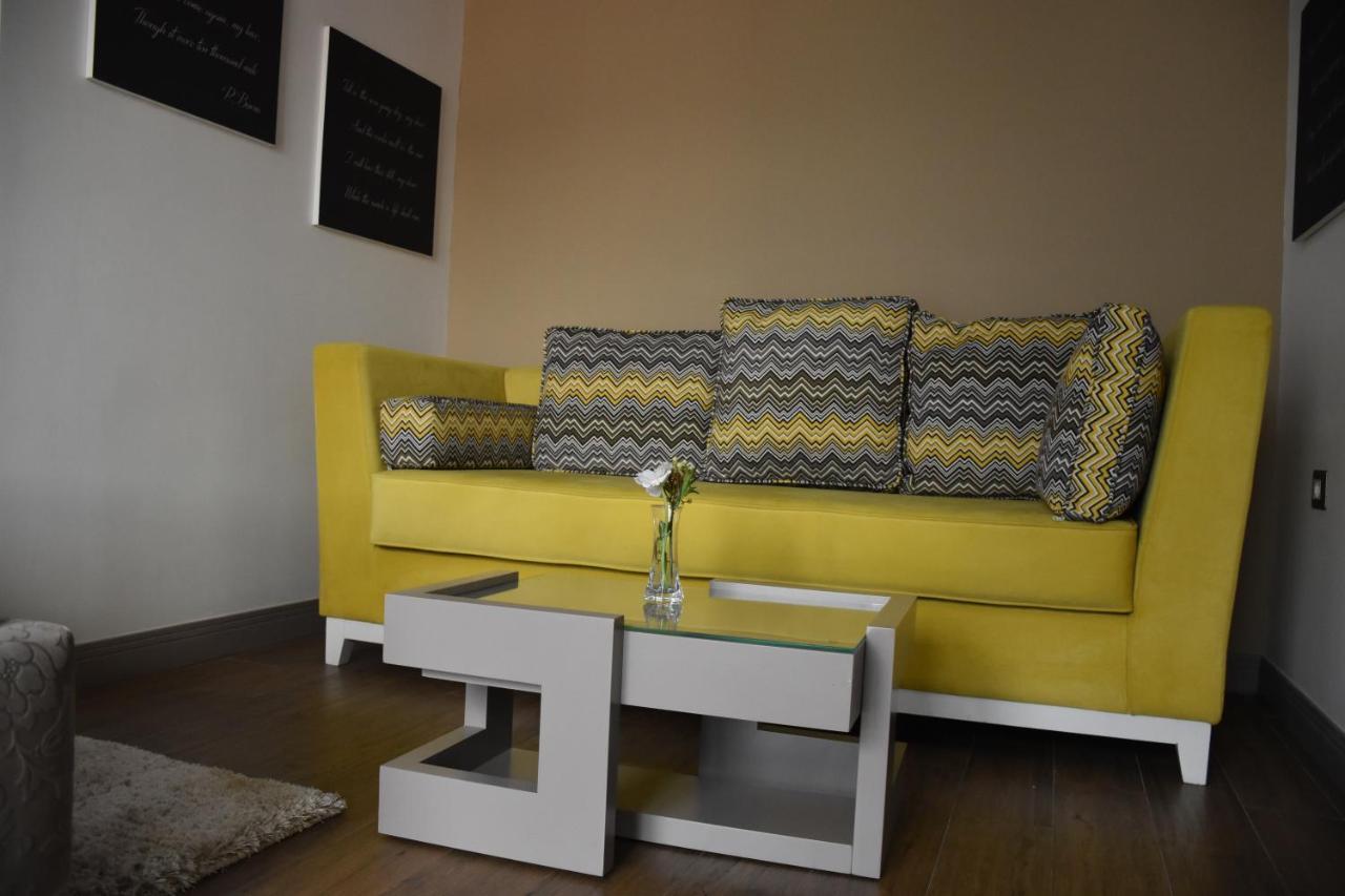New W Hotel Tiranë Luaran gambar