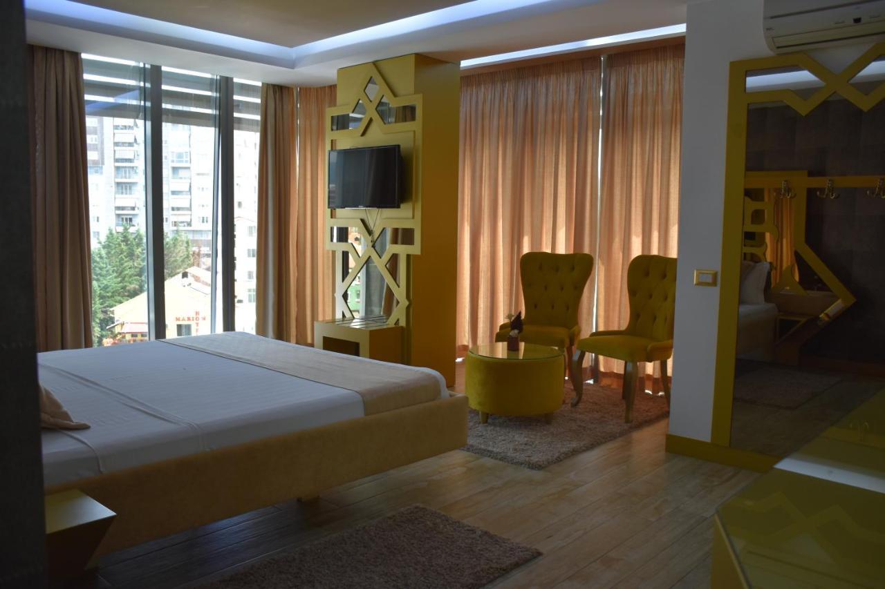 New W Hotel Tiranë Luaran gambar