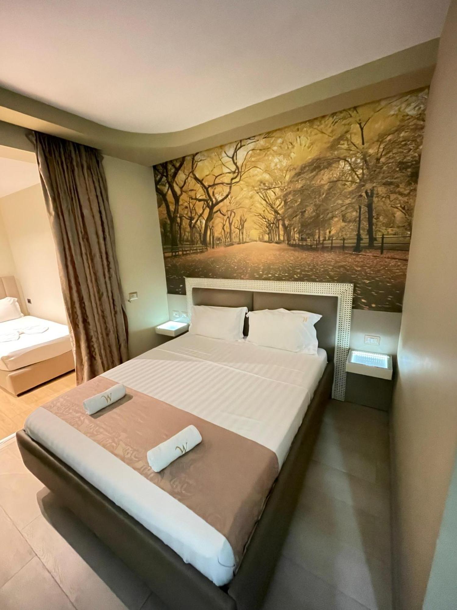 New W Hotel Tiranë Luaran gambar
