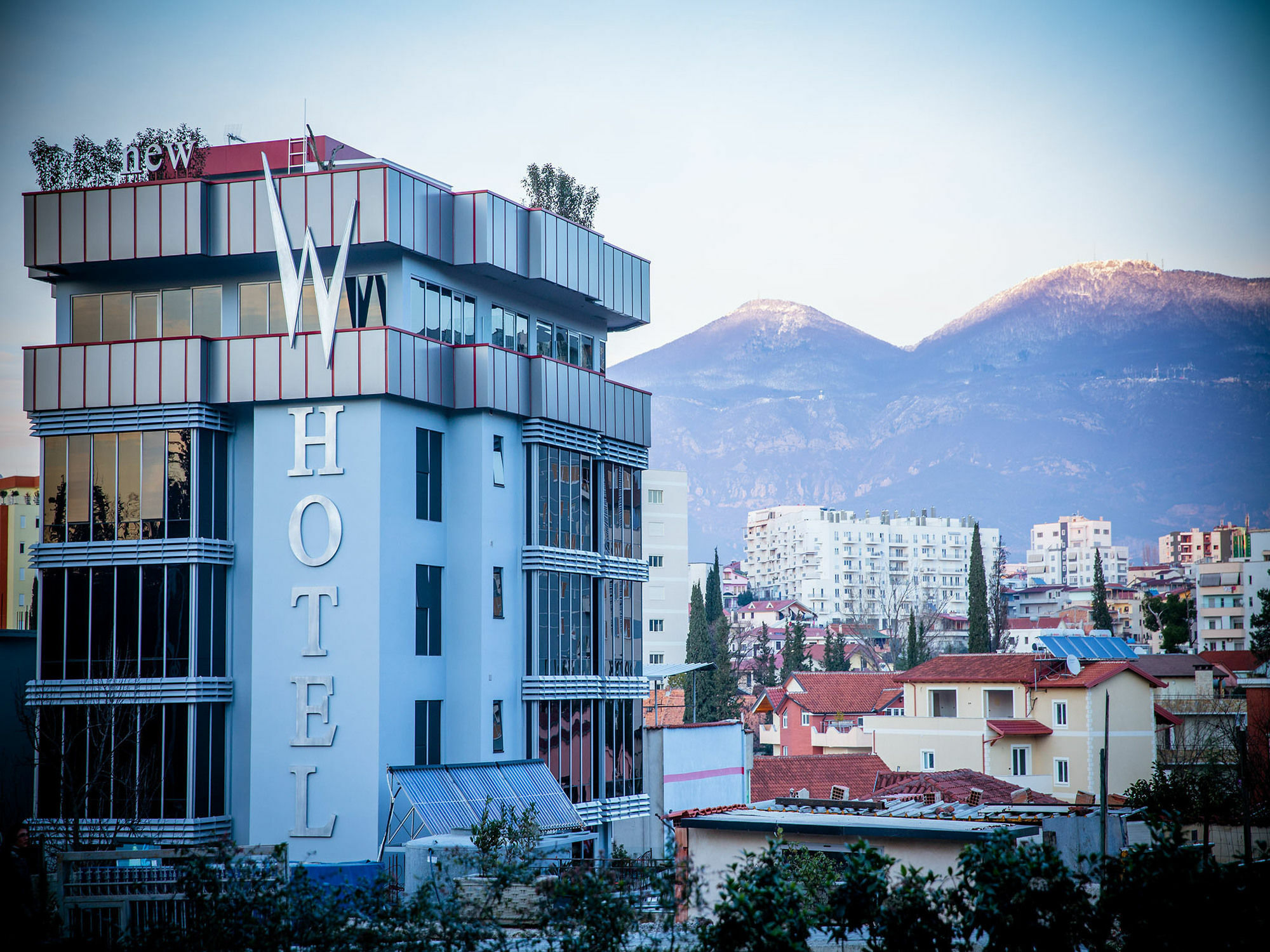 New W Hotel Tiranë Luaran gambar